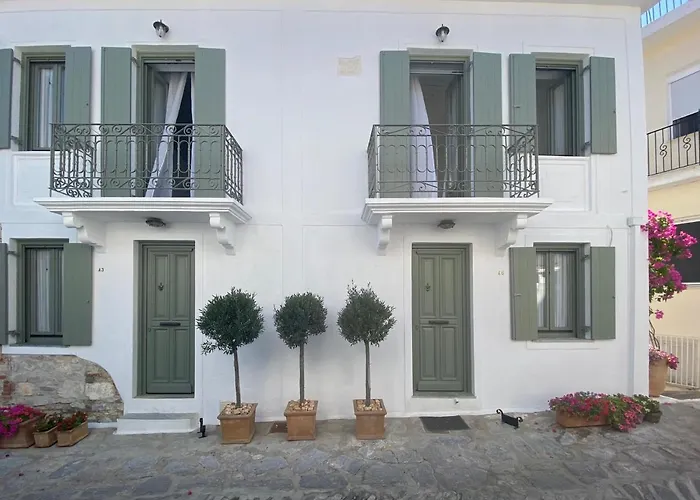 Raphael Skiathos Living-Olga